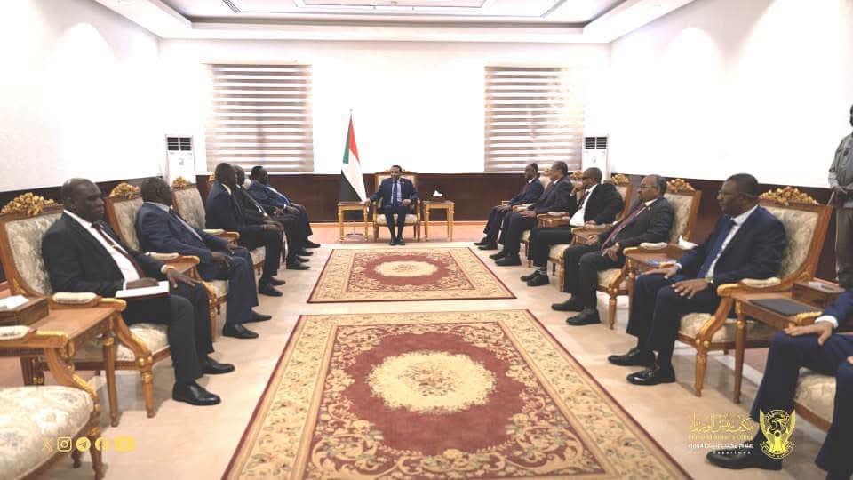 رئيس الوزراء يستقبل مستشار رئيس جمهورية جنوب السودان