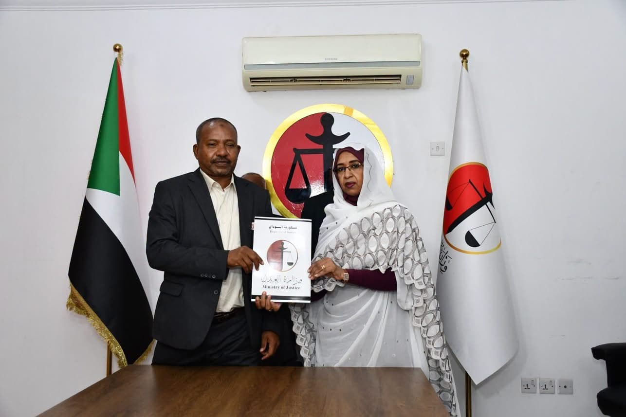 توقيع مذكرة تفاهم بين وزارة العدل وجامعة النيلين